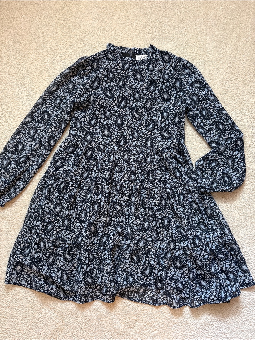 Molly Bracken Floral Long-Sleeve Tiered Dress